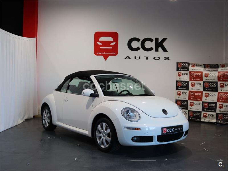 VOLKSWAGEN New Beetle 1.6 102cv Cabriolet