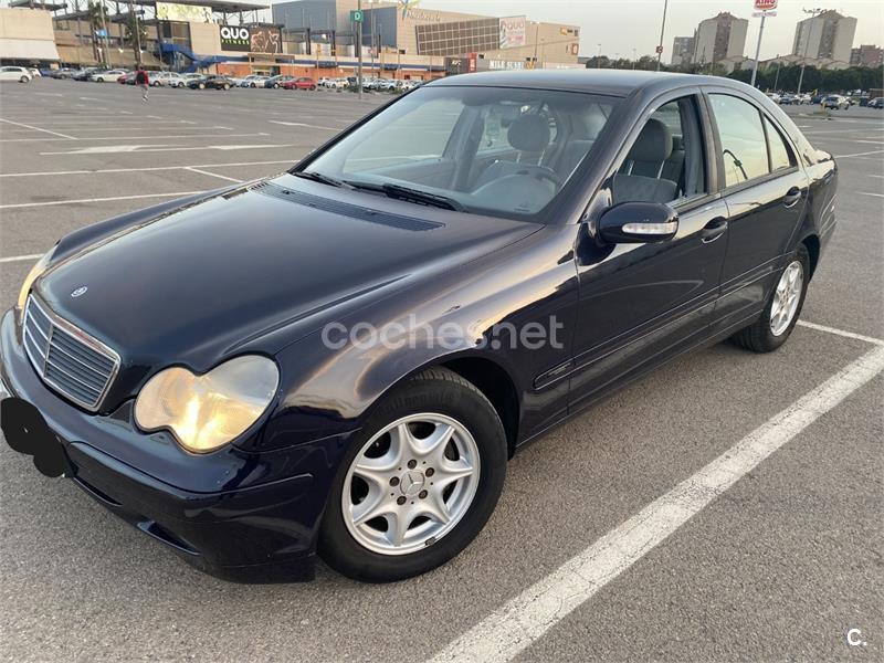 MERCEDES-BENZ Clase C C 200 CDI CLASSIC 4p.