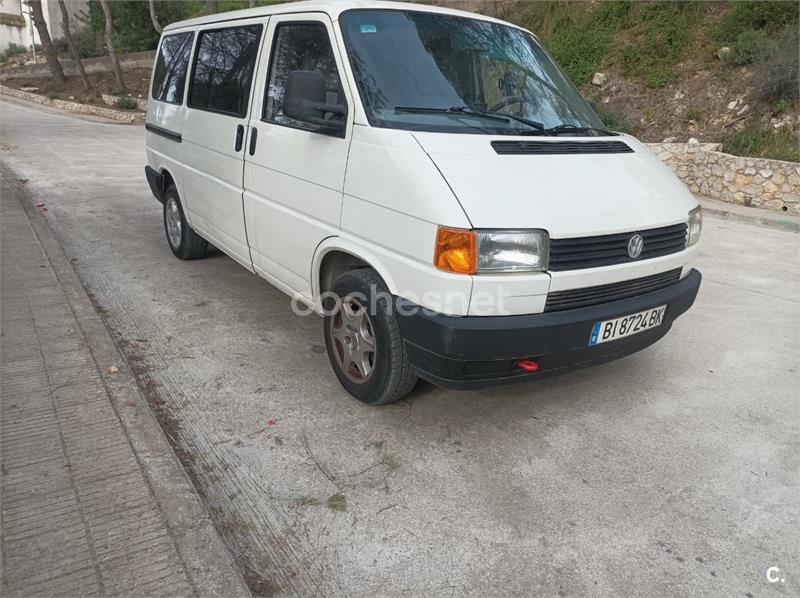 VOLKSWAGEN Caravelle Largo 1.9 TDI 102cv 4p.