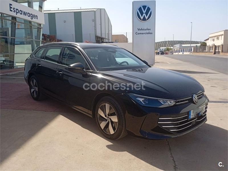 VOLKSWAGEN Passat Business 1.5 eTSI 110kW 150CV DSG 5p.