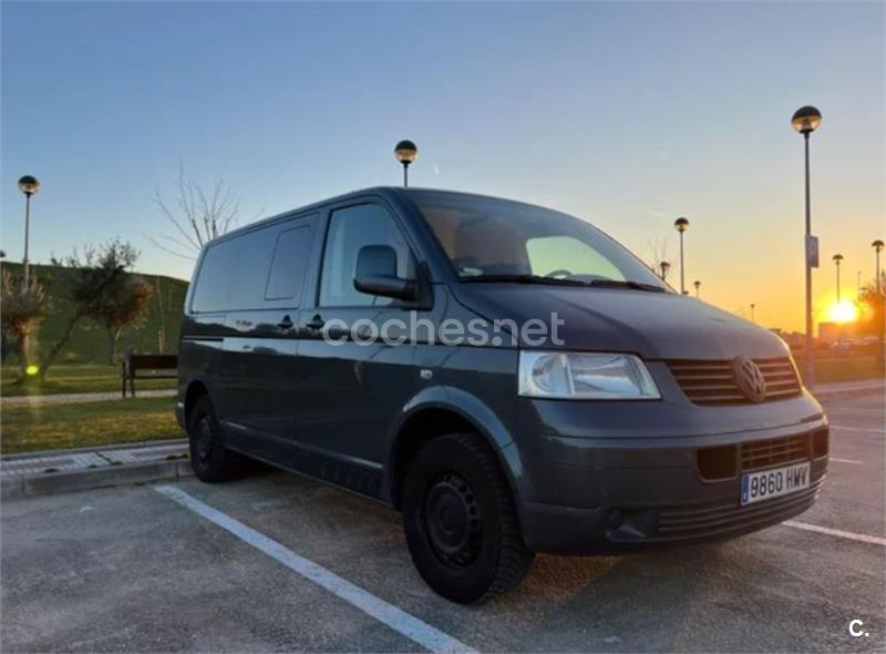 VOLKSWAGEN Transporter 1.9TDI 104CV CORTA 3.0T 4p.