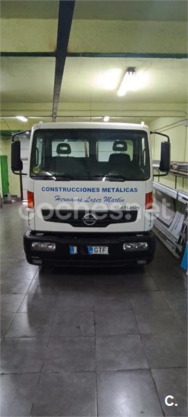 NISSAN Cabstar C35133C61 Comfort Larga Caja Aluminio