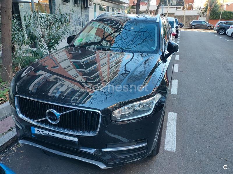 VOLVO XC90 2.0 D5 AWD Momentum Auto 5p.