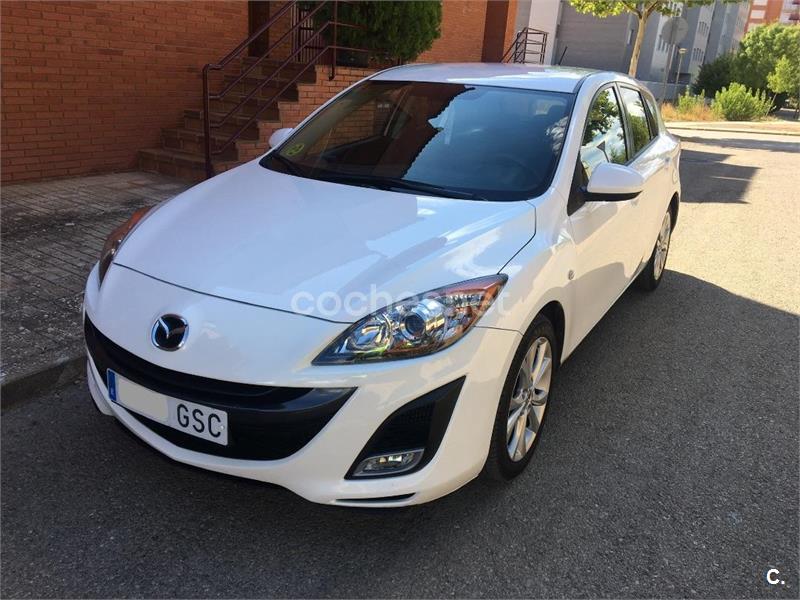 MAZDA Mazda3