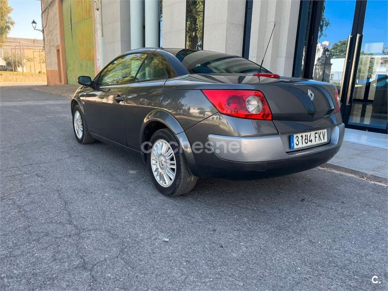 RENAULT Megane Coupecabrio Dynamique 1.9dCi