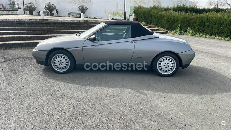 ALFA ROMEO Spider 2.0 TS 16V M 2p.