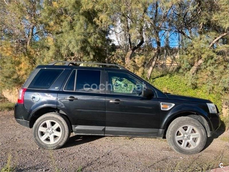 LAND-ROVER Freelander 2.2 Td4 HSE