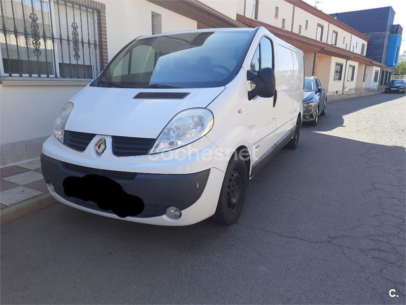 RENAULT Trafic Furgon 29 L2H1 dCi 115 E5 4p.