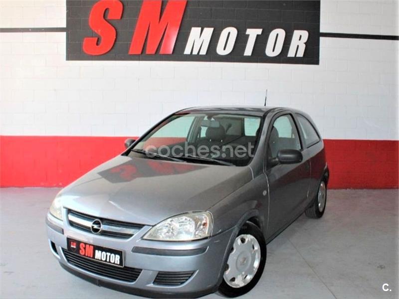 OPEL Corsa Essentia 1.0 12v