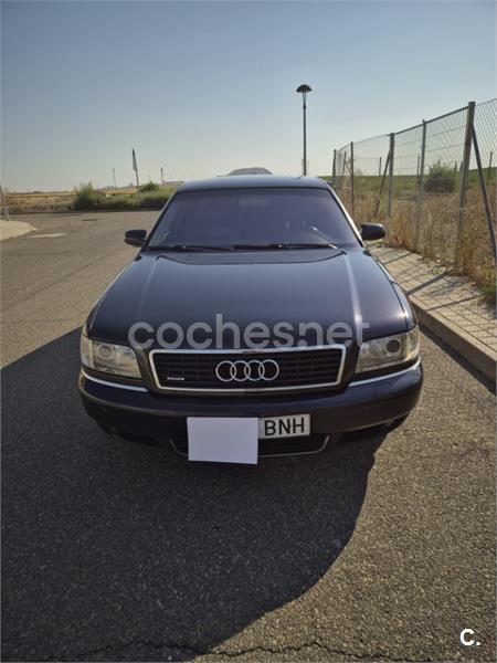 AUDI A8 3.7 QUATTRO TIPTRONIC