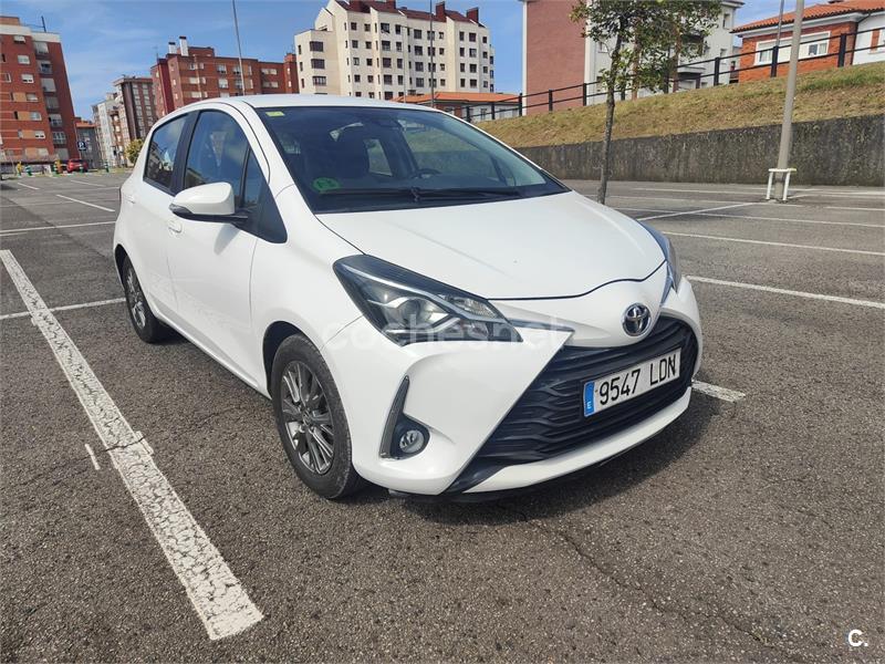 TOYOTA Yaris 1.0 70 Active Tech