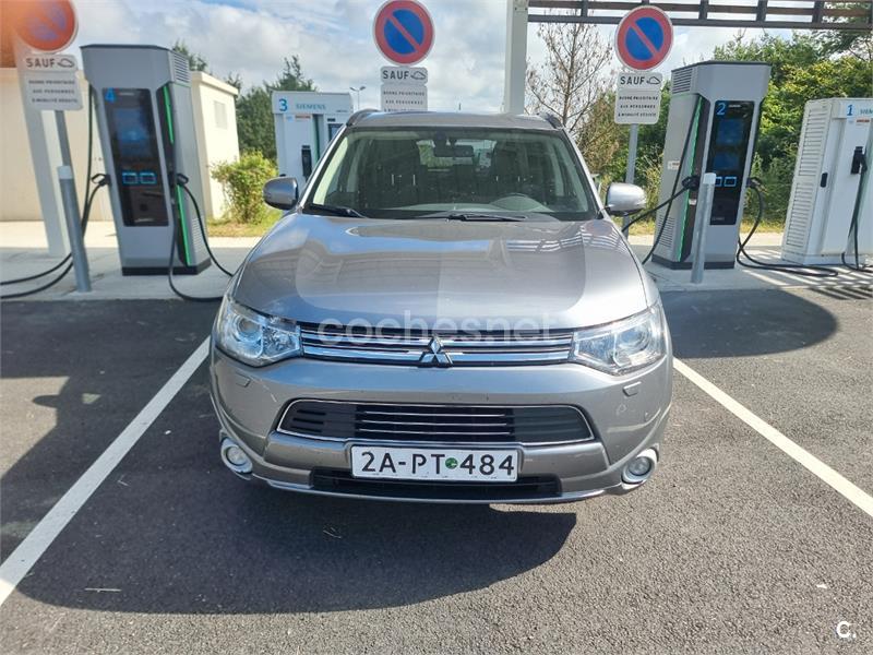 MITSUBISHI Outlander 2.0 PHEV Motion Auto 4WD