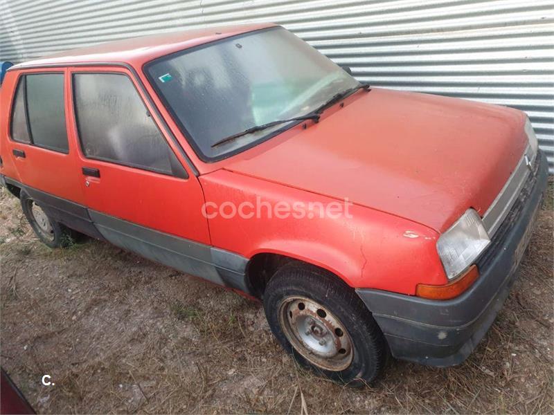 RENAULT 5