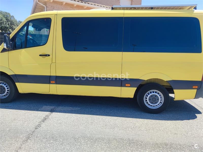 VOLKSWAGEN Crafter PRO Kombi 2.0TDI 136cv BMT 35 Largo TA 4p.