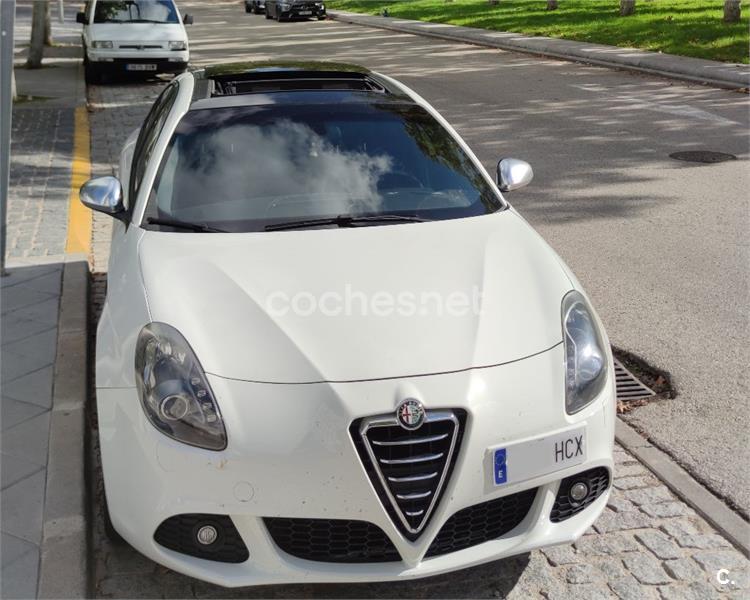 ALFA ROMEO Giulietta 2.0 JTDm Distinctive
