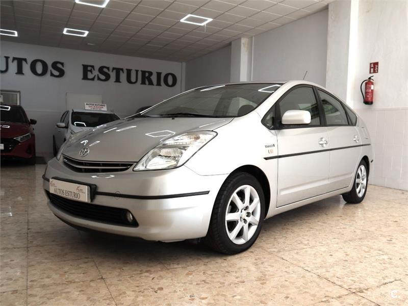 TOYOTA Prius 1.5 VVTi SOL HSD