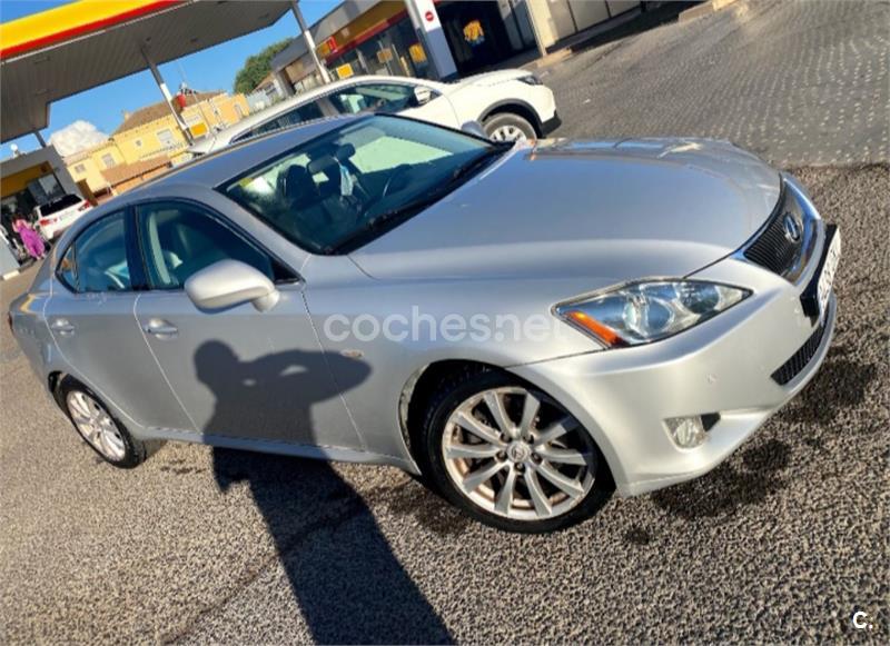 LEXUS IS 220d Sport 4p.