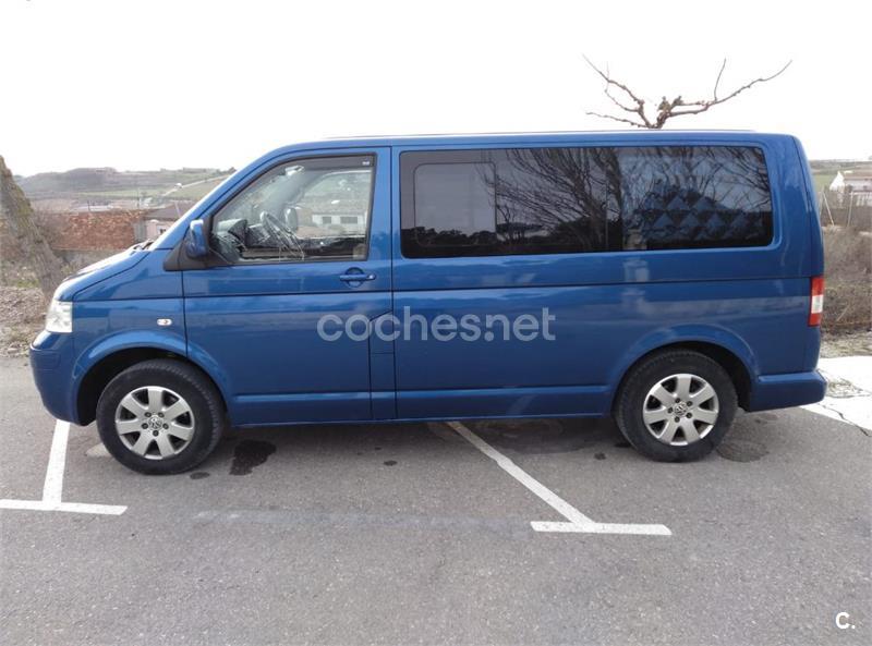 VOLKSWAGEN Caravelle Corto 2.5 TDI 130cv Tiptronic Comfortlin 4p.