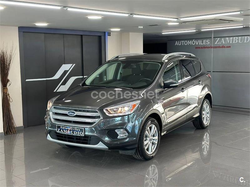 FORD Kuga 1.5 TDCi 4x2 ASS Titanium