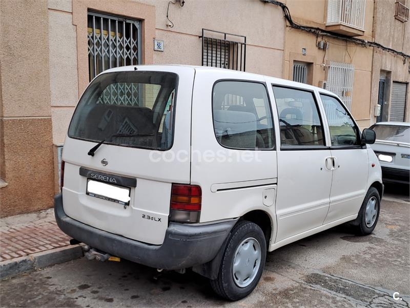 NISSAN Serena 2.3D SLX 7 PLAZAS 5p.