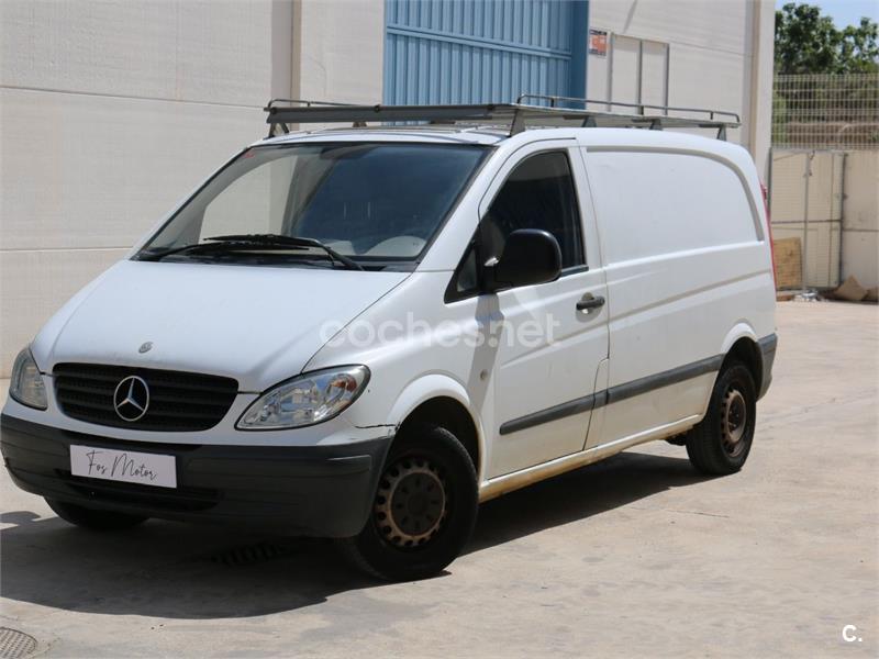 MERCEDES-BENZ Vito 111 CDI Combi Compacta 4p.