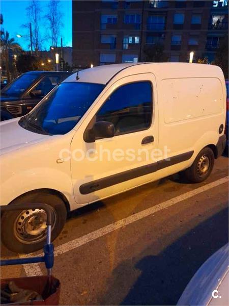 RENAULT Kangoo