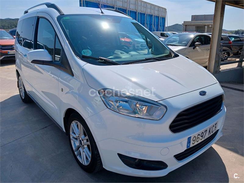 FORD Tourneo Courier 1.5 TDCi 70kW 95CV Titanium