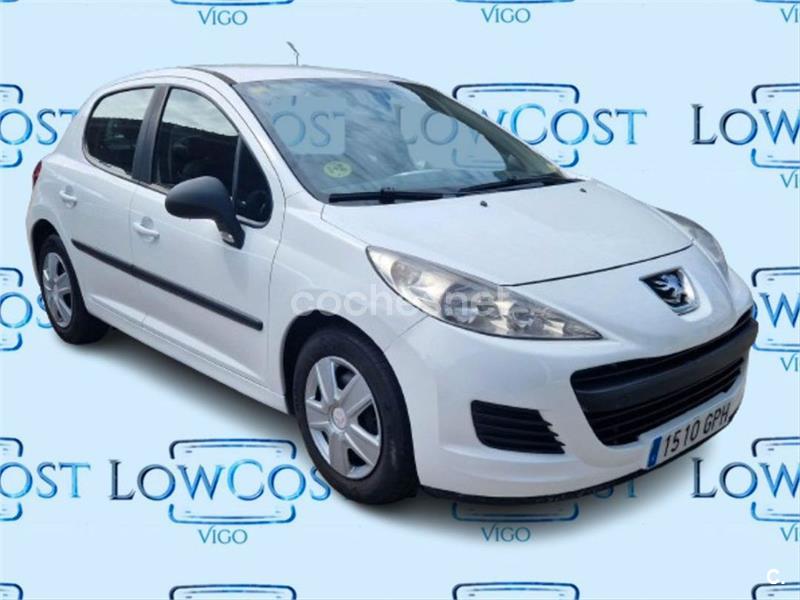 PEUGEOT 207 Confort 1.4 HDI 70