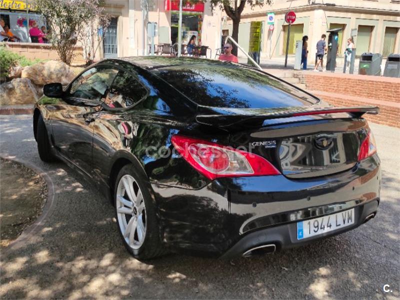 HYUNDAI Genesis Coupe 3.8 V6 RS GLS 2p.