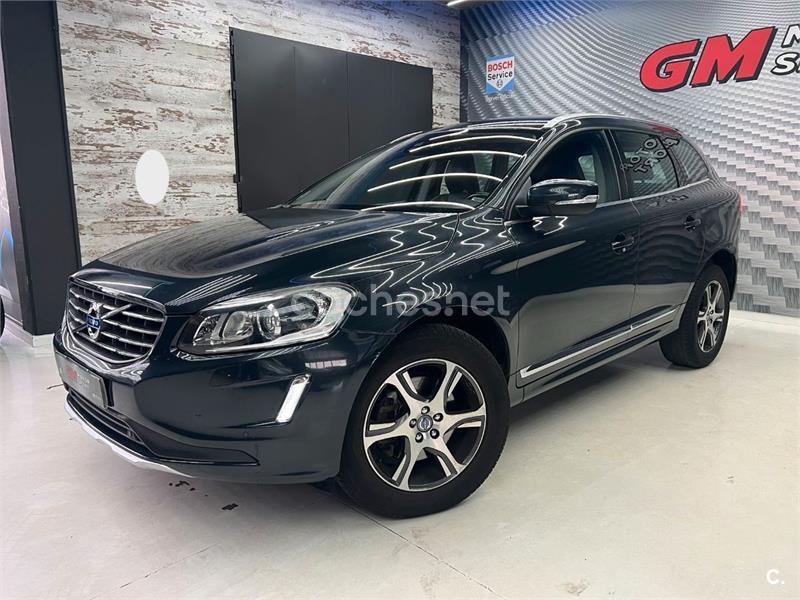 VOLVO XC60 2.0 D3 Momentum Auto