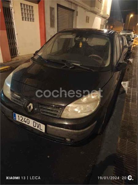 RENAULT Scenic