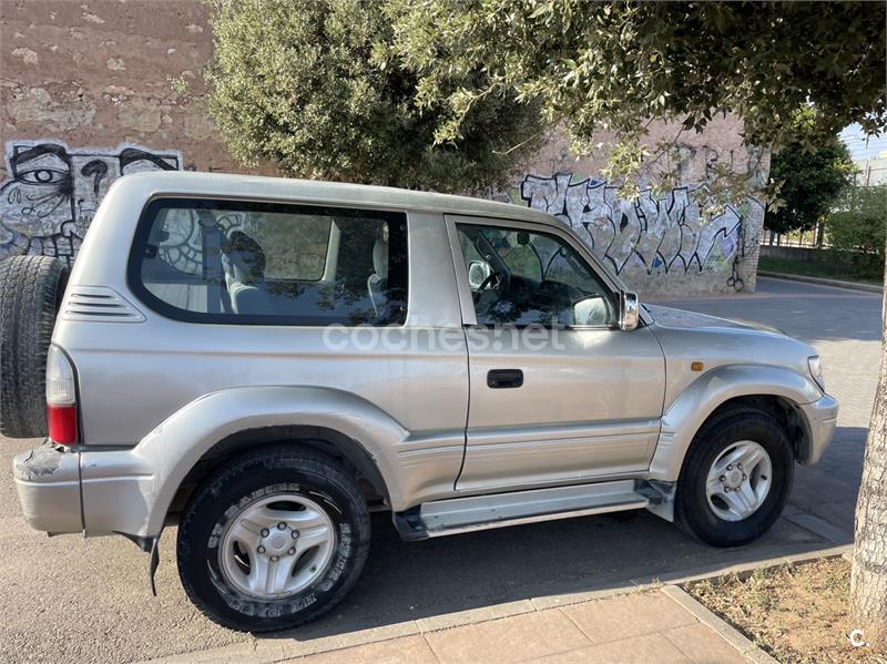 TOYOTA Land Cruiser 90 3.0 TD GX 3p.