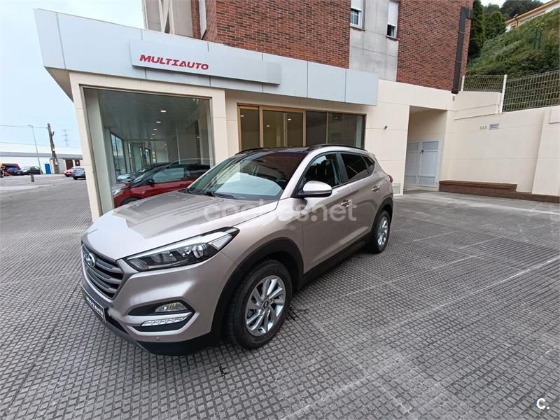 HYUNDAI TUCSON 1.6 TGDi Link Sky 4x2