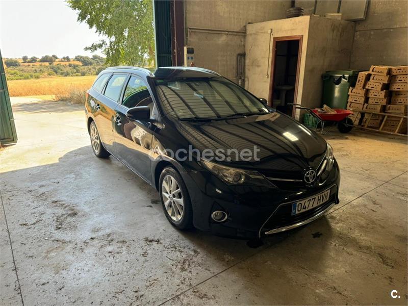 TOYOTA Auris 120D Live Touring Sports particulares