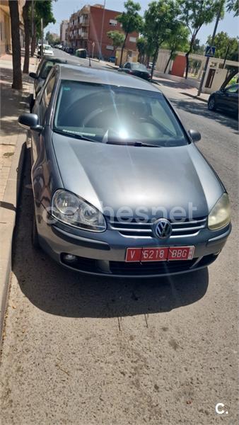 VOLKSWAGEN Golf 2.0 TDI Sportline