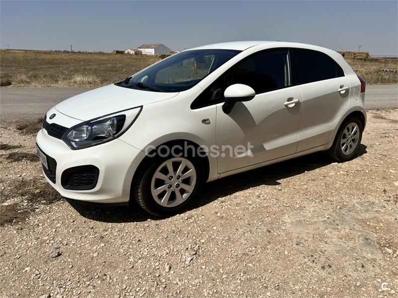 KIA Rio 1.2 CVVT Concept