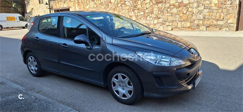 PEUGEOT 308 Confort 1.4 VTi 95 5p.