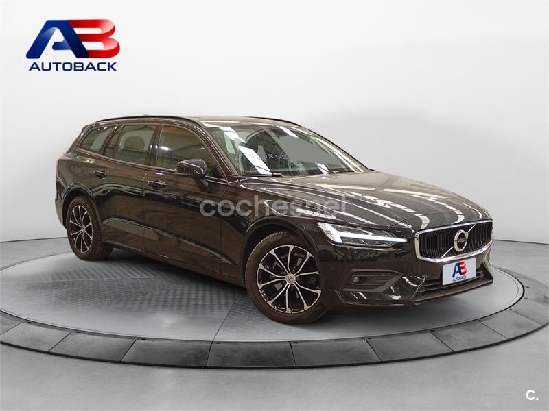 VOLVO V60 2.0 D3 Momentum Auto