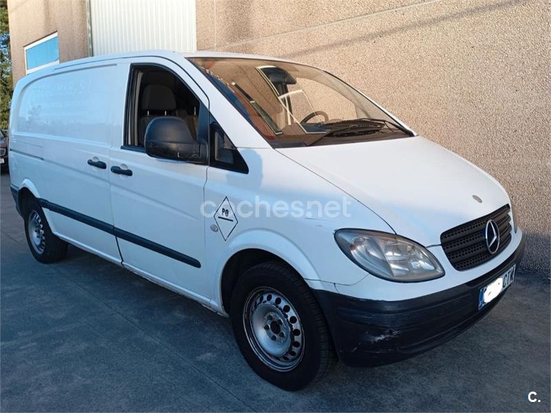 MERCEDES-BENZ Vito 111 CDI Basic Compacta