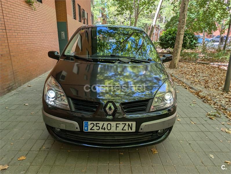 RENAULT Grand Scenic Privilege 7 plazas 1.9dCi EU4