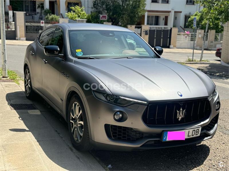 MASERATI Levante V6 350 HP AWD GranLusso 5p.