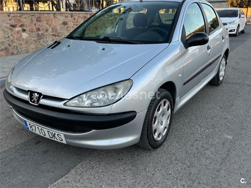 PEUGEOT 206 1.4 HDI XLine