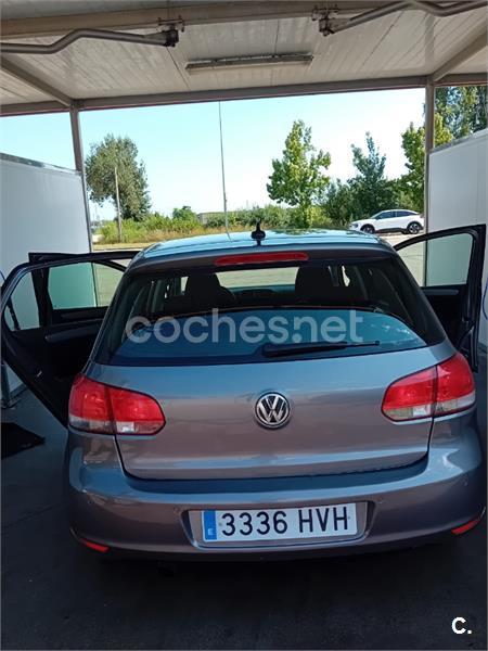 VOLKSWAGEN Golf 1.6 TDI BlueMotion