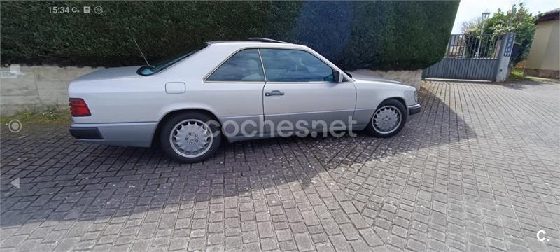 MERCEDES-BENZ 230 230CE 2p.