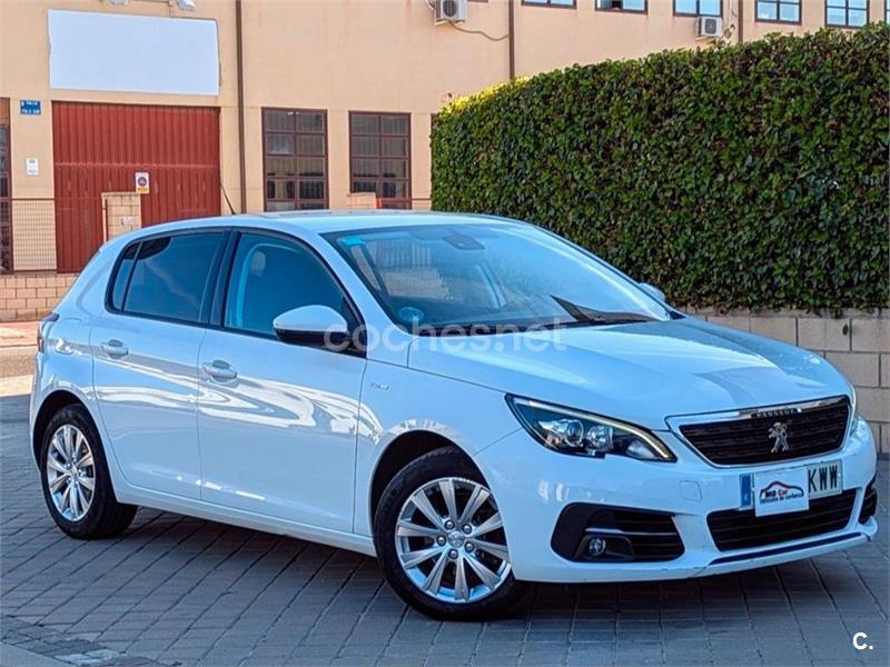 PEUGEOT 308 5p Style BlueHDi 130 SS EAT8 5p.