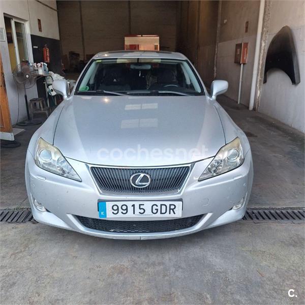 LEXUS IS250