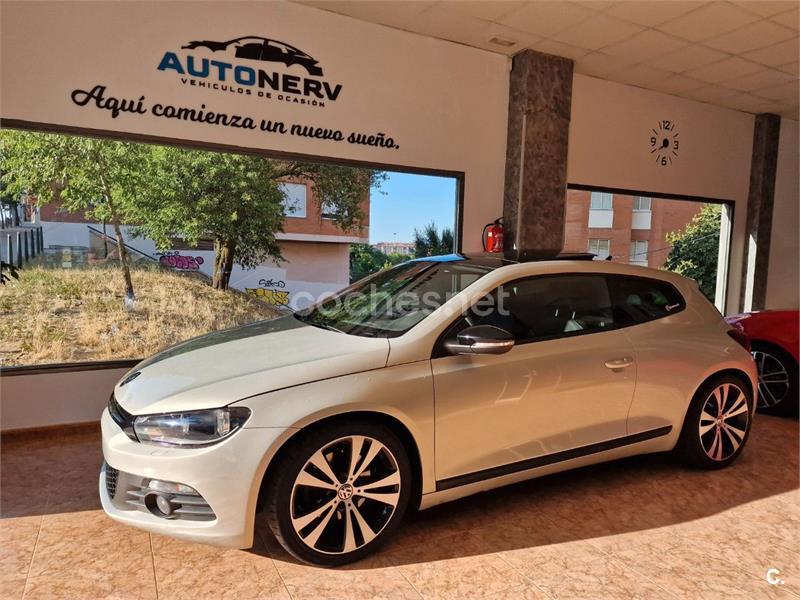 VOLKSWAGEN Scirocco 2.0 TDI 170cv DPF DSG