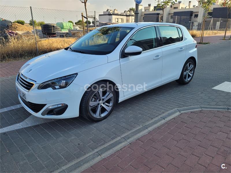 PEUGEOT 308 5p Allure 1.6 BlueHDi 88KW 120CV 5p.