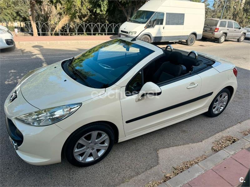 PEUGEOT 207 CC 1.6 VTi 16v 120