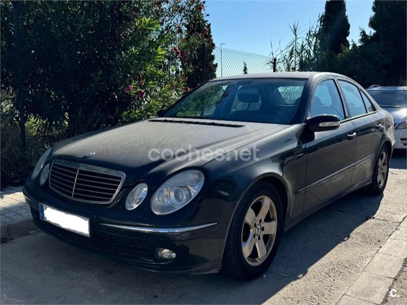 MERCEDES-BENZ Clase E E 220 CDI AVANTGARDE 4p.